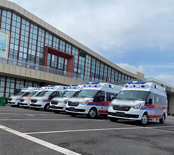 丹巴县服务车队展示