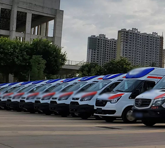 丹巴县服务车队展示